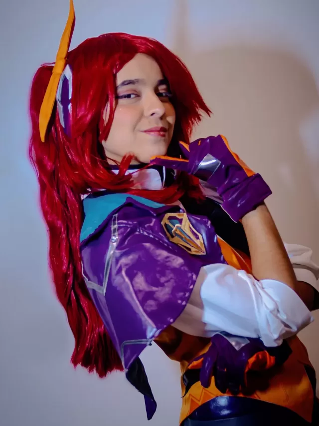 Belo cosplay da Lux Academia de Batalha, de League of Legends - Fersunny 00001